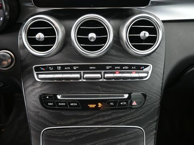 Used 2018 Mercedes-Benz GLC 300 image 3