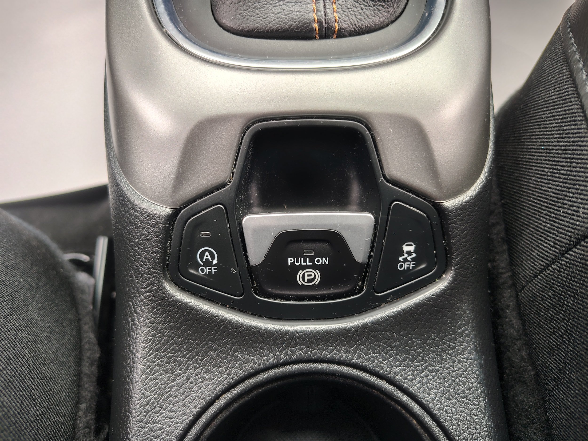 Certified 2021 Jeep Compass Latitude w/ Convenience Group AWD/4WD image 36