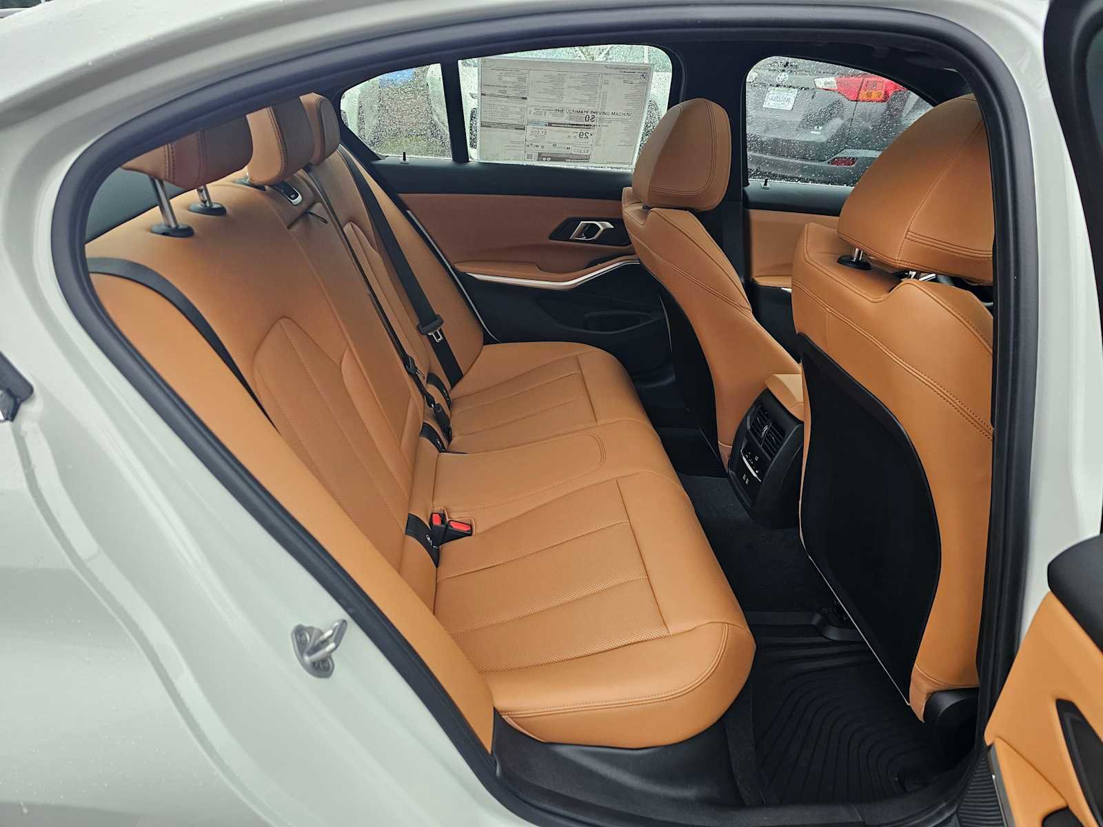 Used 2025 BMW 330i xDrive Sedan w/ Premium Package image 12