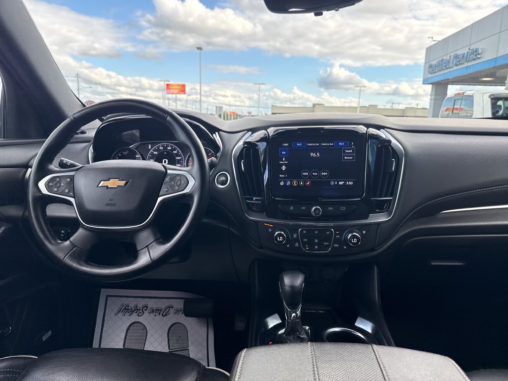 Used 2023 Chevrolet Traverse Premier AWD/4WD image 15