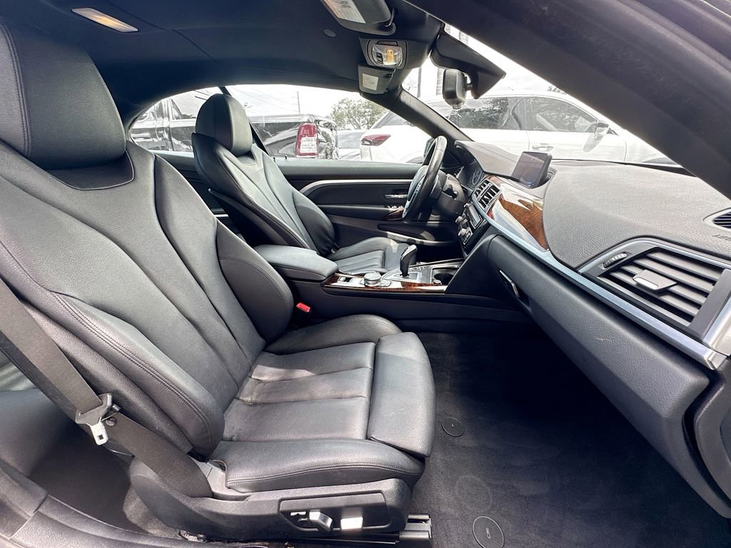 Used 2020 BMW 430i Convertible w/ M Sport Package image 26