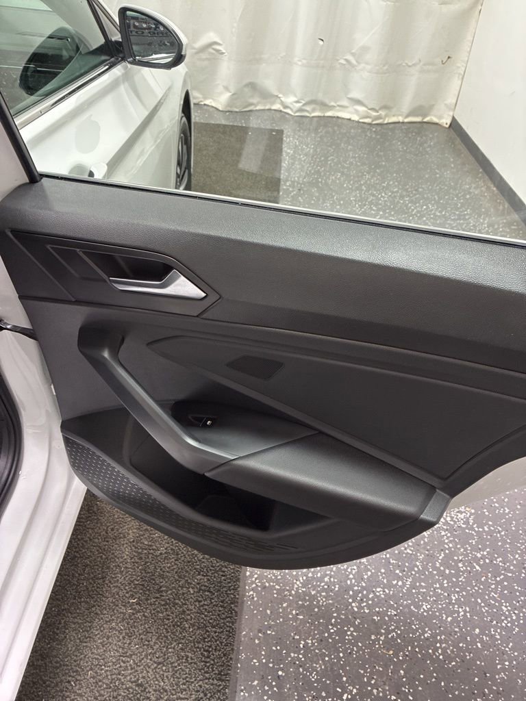 Used 2025 Volkswagen Jetta S image 24