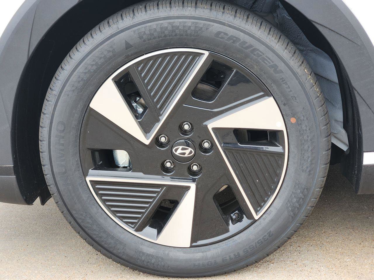 New 2026 Hyundai Ioniq 5 SEL RWD image 7
