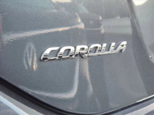 Used 2014 Toyota Corolla LE FWD image 14