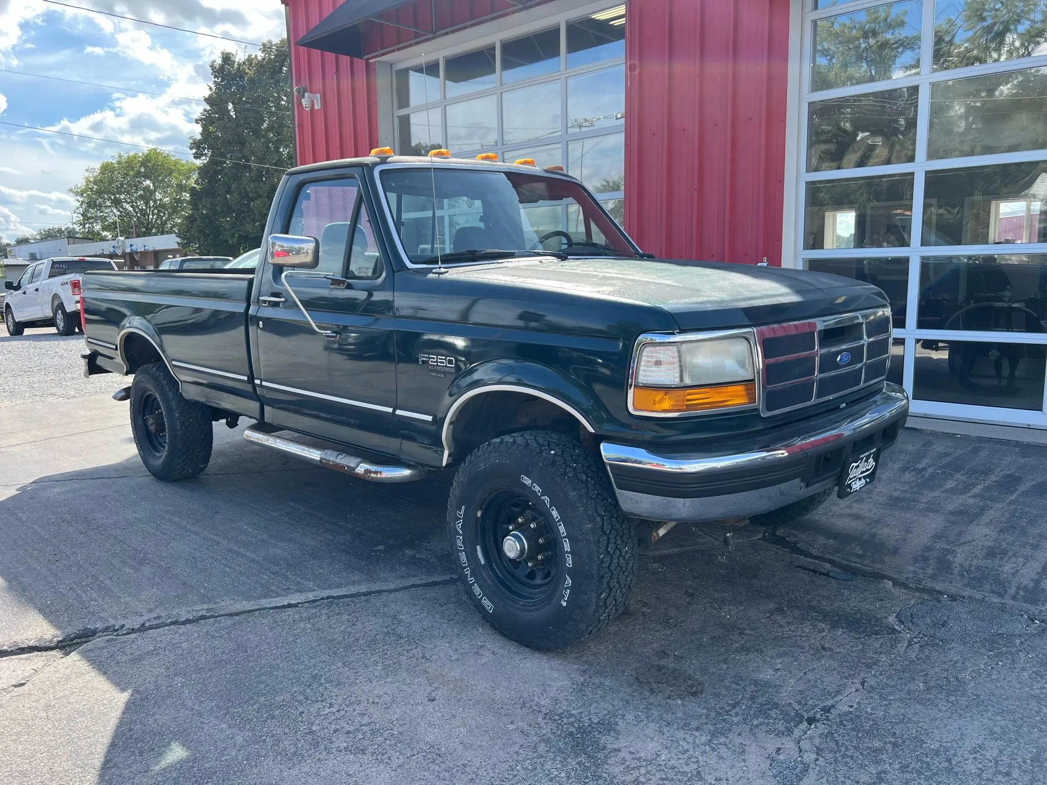 Used 1993 Ford F250 4x4 Regular Cab image 2