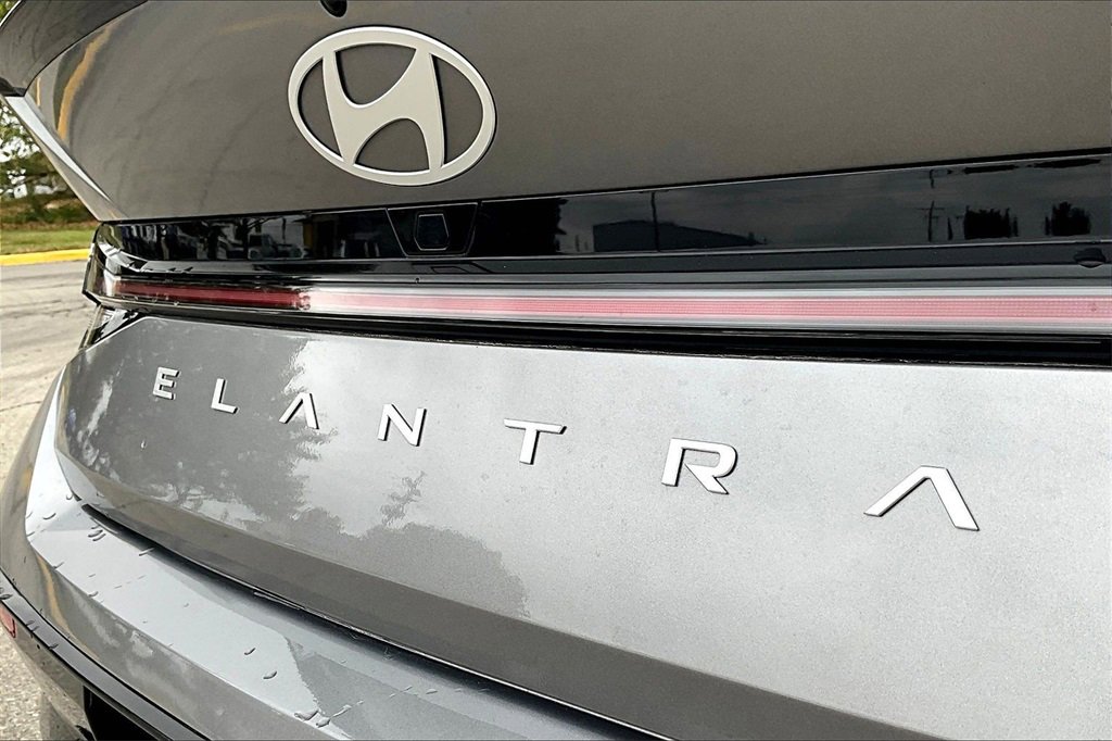 Used 2024 Hyundai Elantra N Line image 8