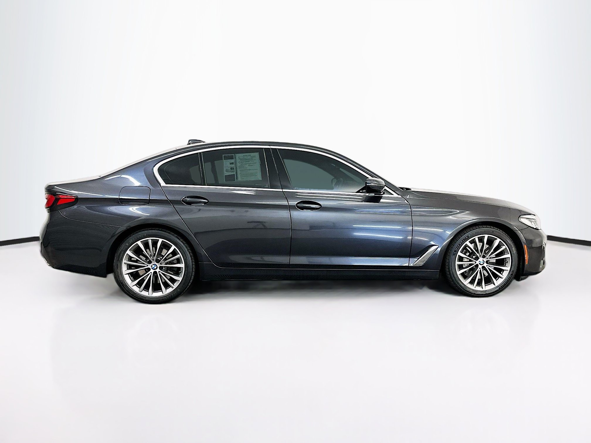 Used 2023 BMW 530i xDrive w/ Premium Package AWD/4WD image 10