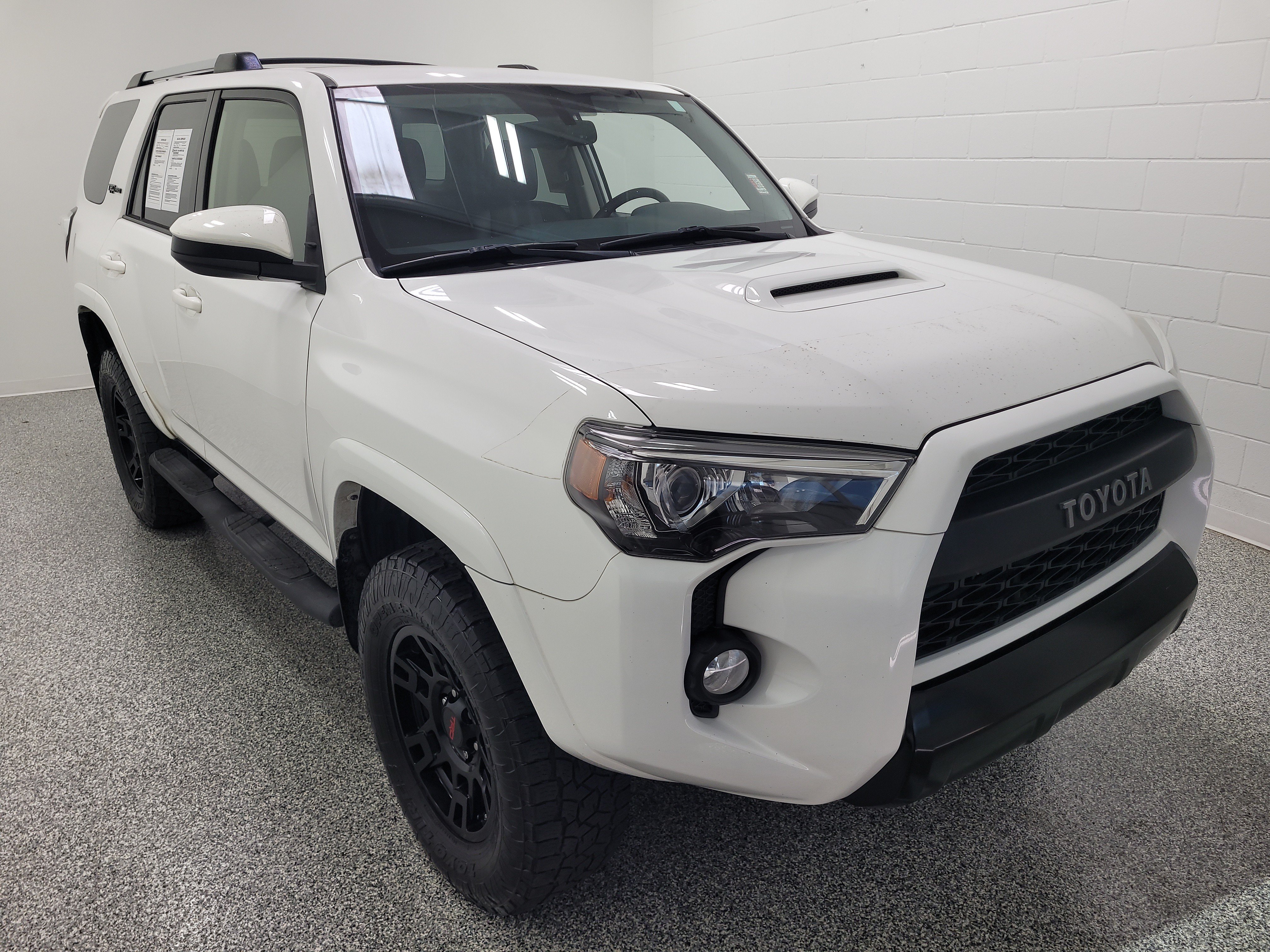 Used 2018 Toyota 4Runner TRD Pro AWD/4WD image 3