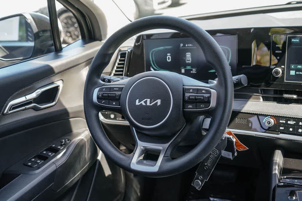 Certified 2025 Kia Sportage LX FWD image 14