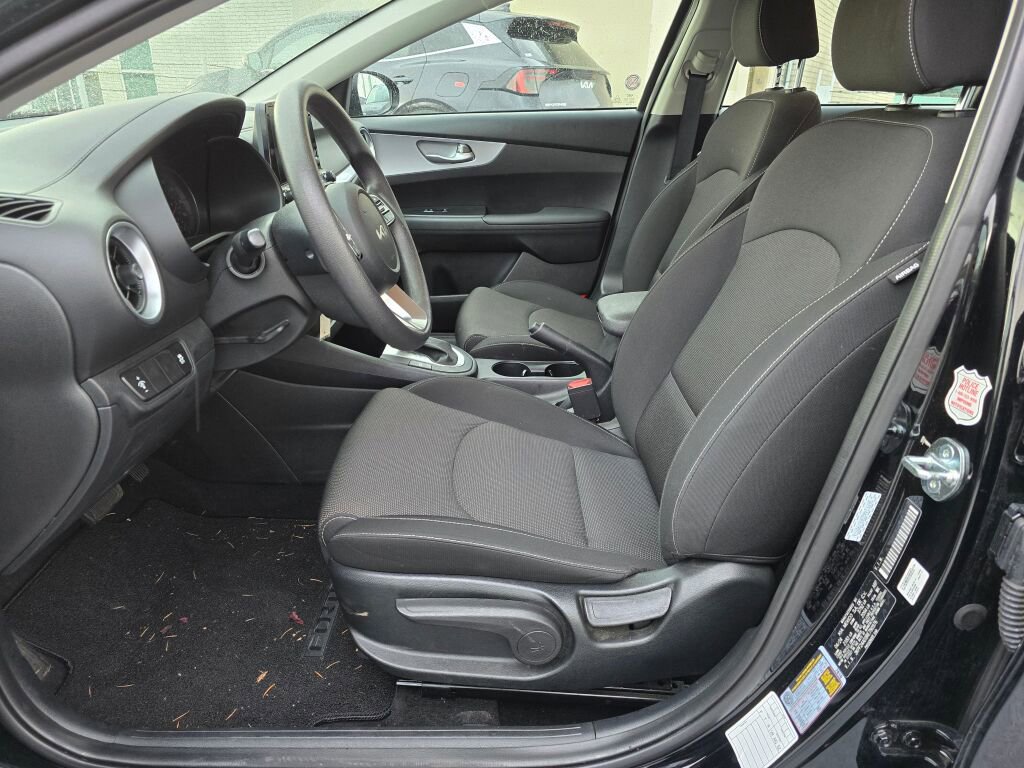 Used 2024 Kia Forte LXS image 24
