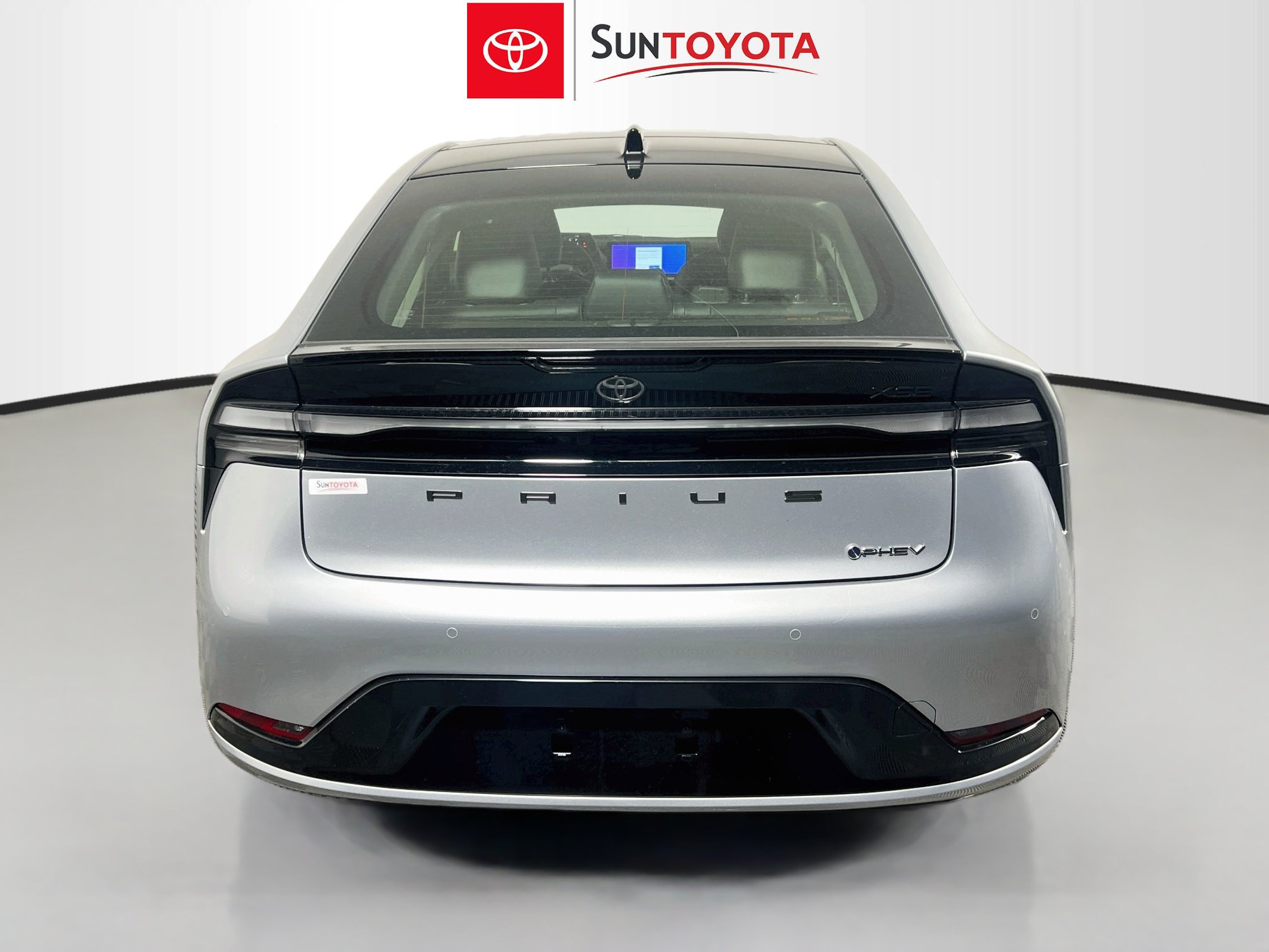 New 2027 Toyota Prius Plug-In Hybrid FWD image 5