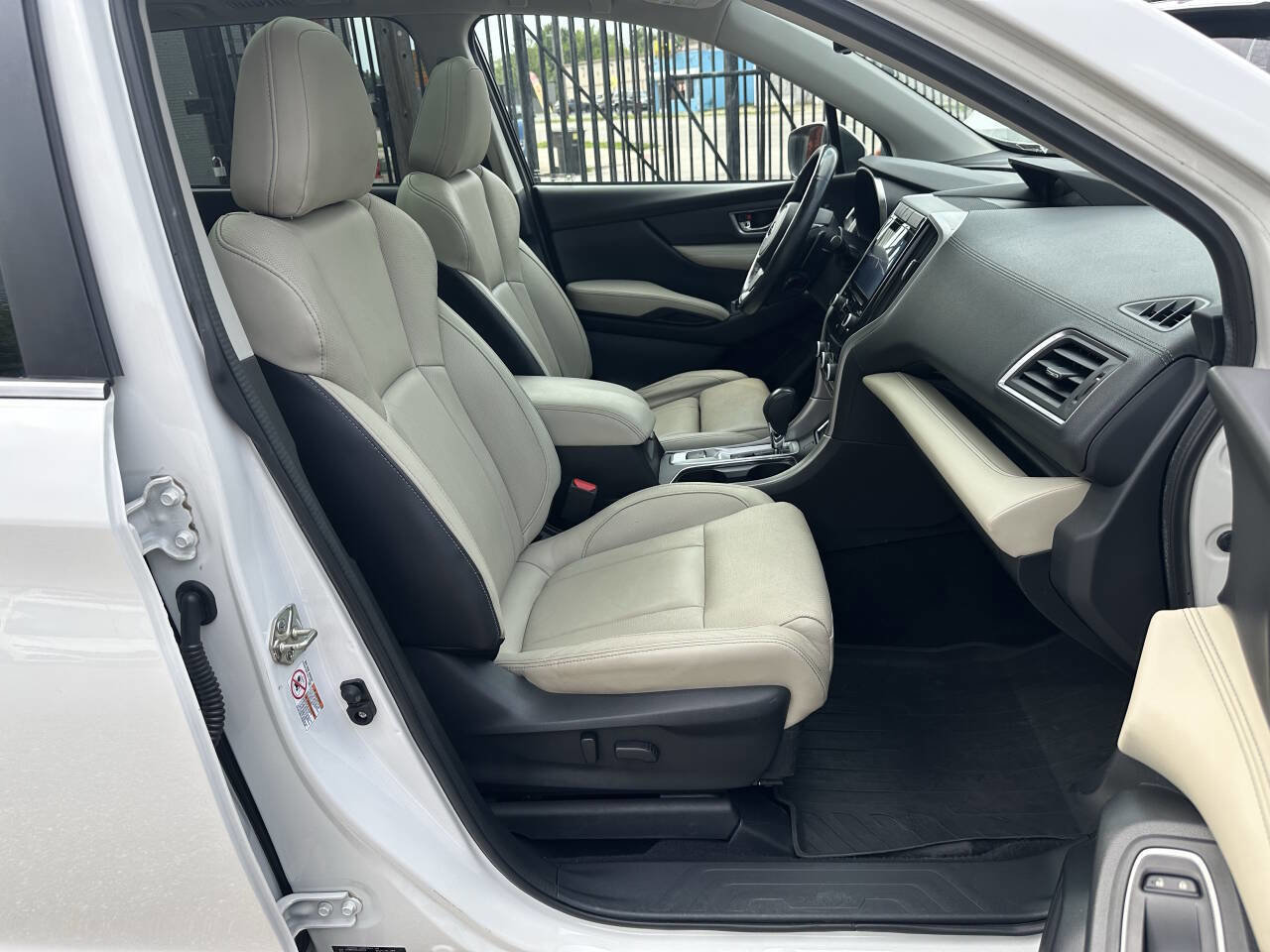 Used 2019 Subaru Ascent Limited AWD/4WD image 38