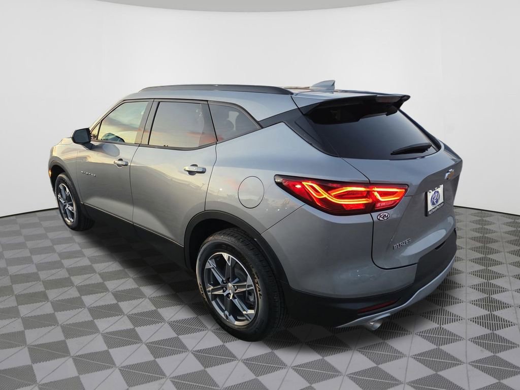 New 2026 Chevrolet Blazer LT w/ Convenience Package FWD image 11