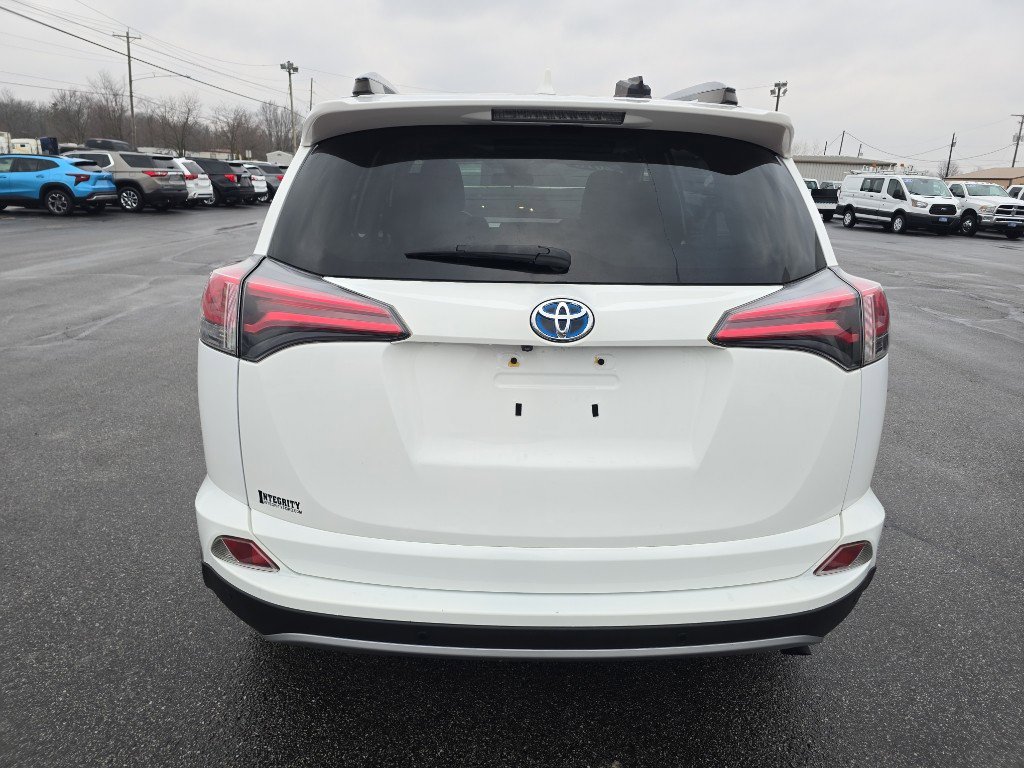 Used 2018 Toyota RAV4 XLE w/ Convenience Package image 7