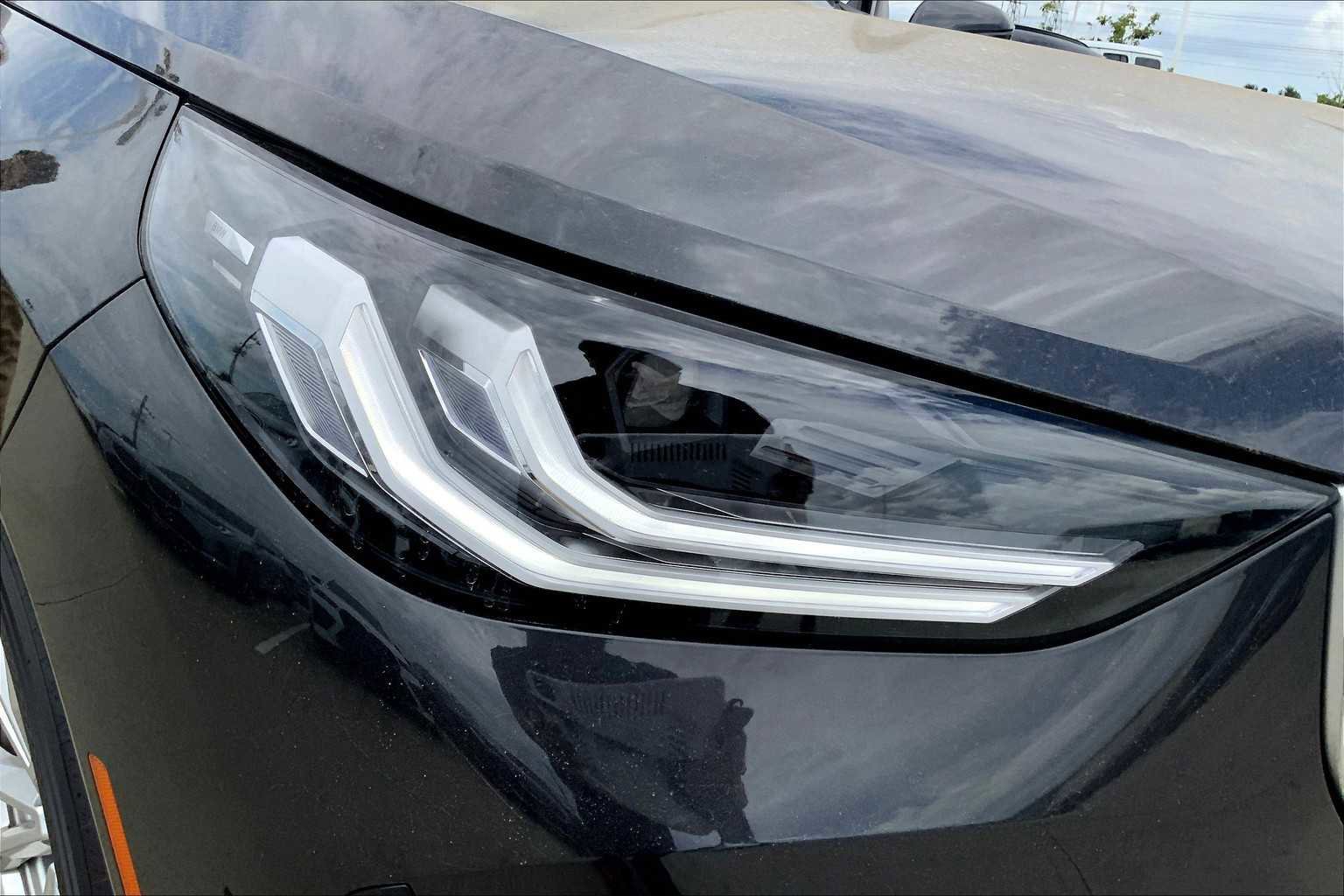 New 2025 BMW X3 xDrive30i w/ Premium Package image 13