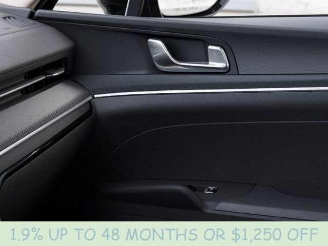 New 2026 Kia K5 LXS image 26