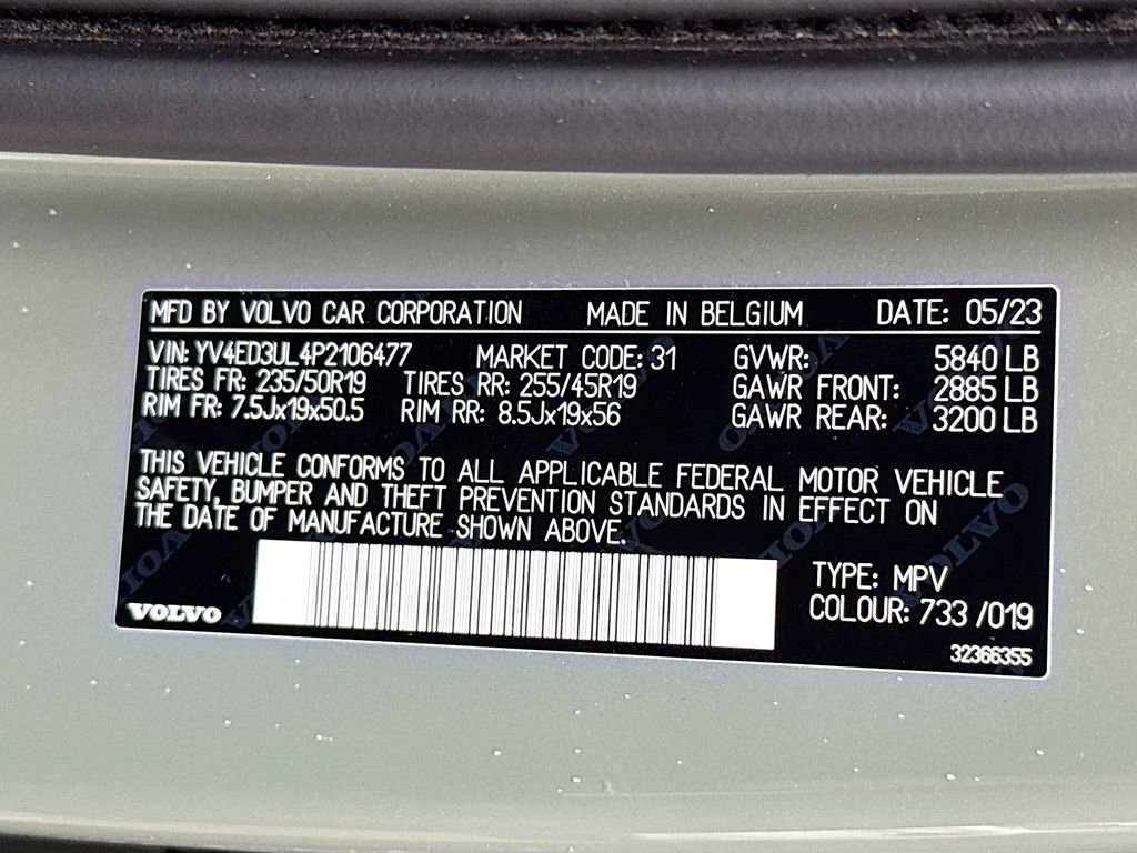 Used 2023 Volvo XC40 Recharge Plus image 36