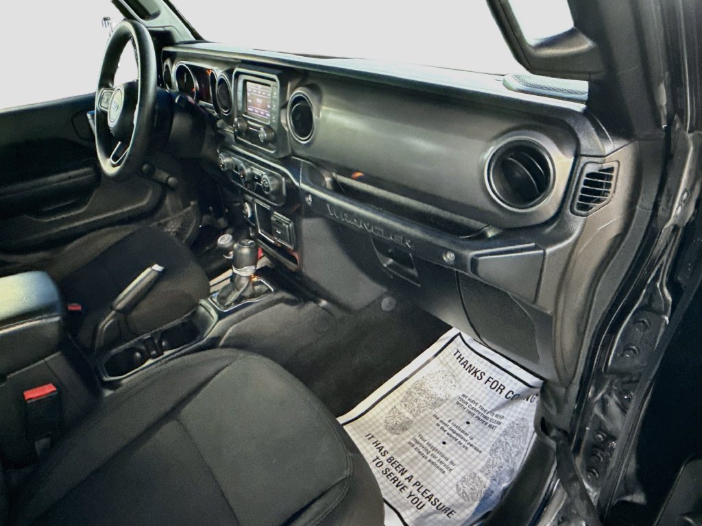 Used 2021 Jeep Wrangler Unlimited Sport AWD/4WD image 34