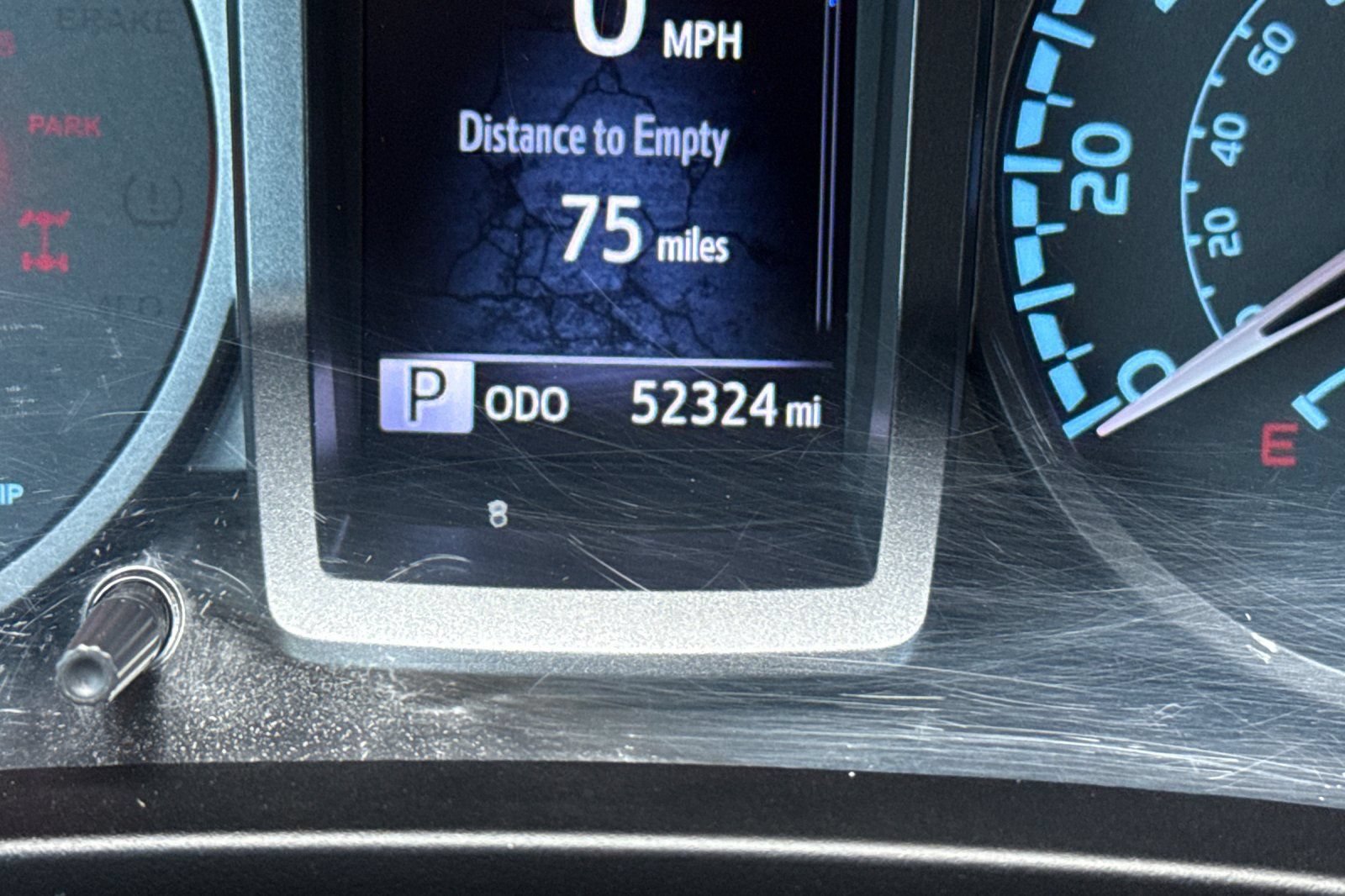 Used 2020 Toyota Tacoma SR5 AWD/4WD image 40