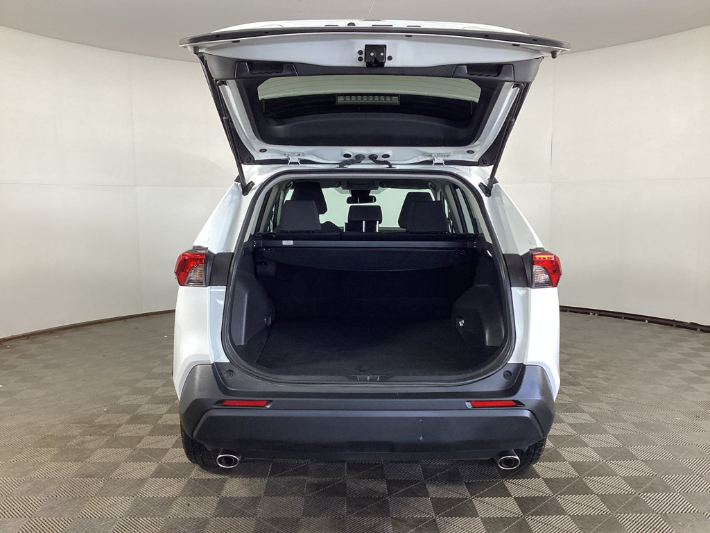 Used 2023 Toyota RAV4 XLE AWD/4WD image 30