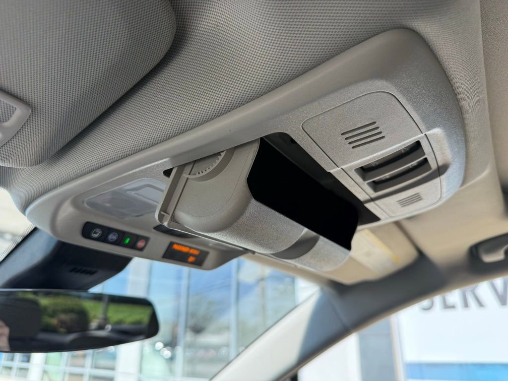 Used 2019 Buick Envision Premium image 25