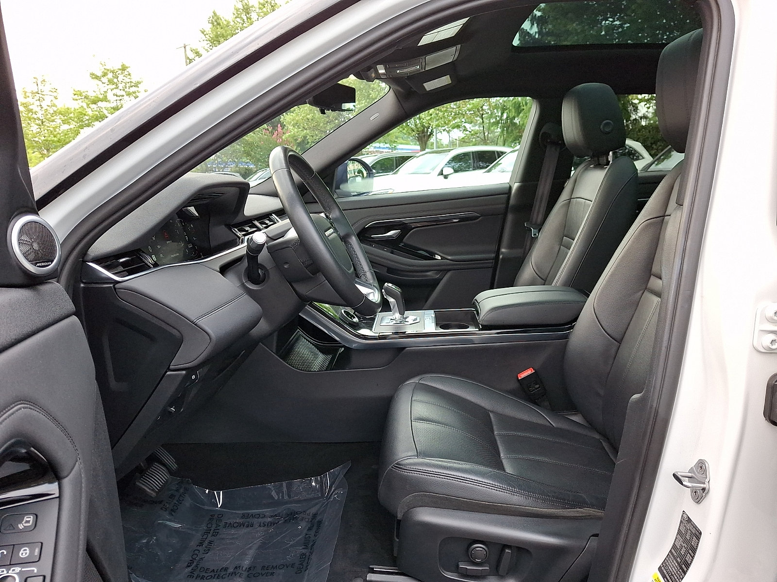 Used 2020 Land Rover Range Rover Evoque SE AWD/4WD image 13