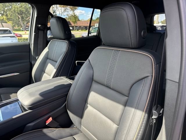 New 2026 Chevrolet Traverse High Country w/ LPO, Floor Liner Package image 21