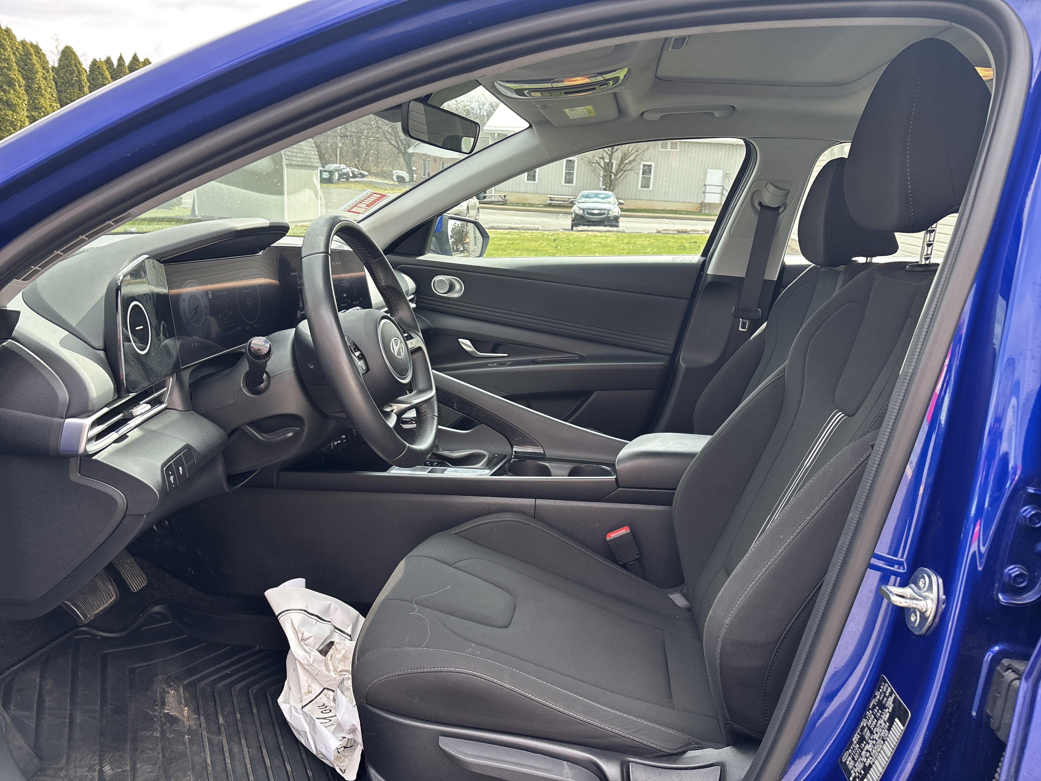 Used 2024 Hyundai Elantra SEL w/ Convenience Package image 13