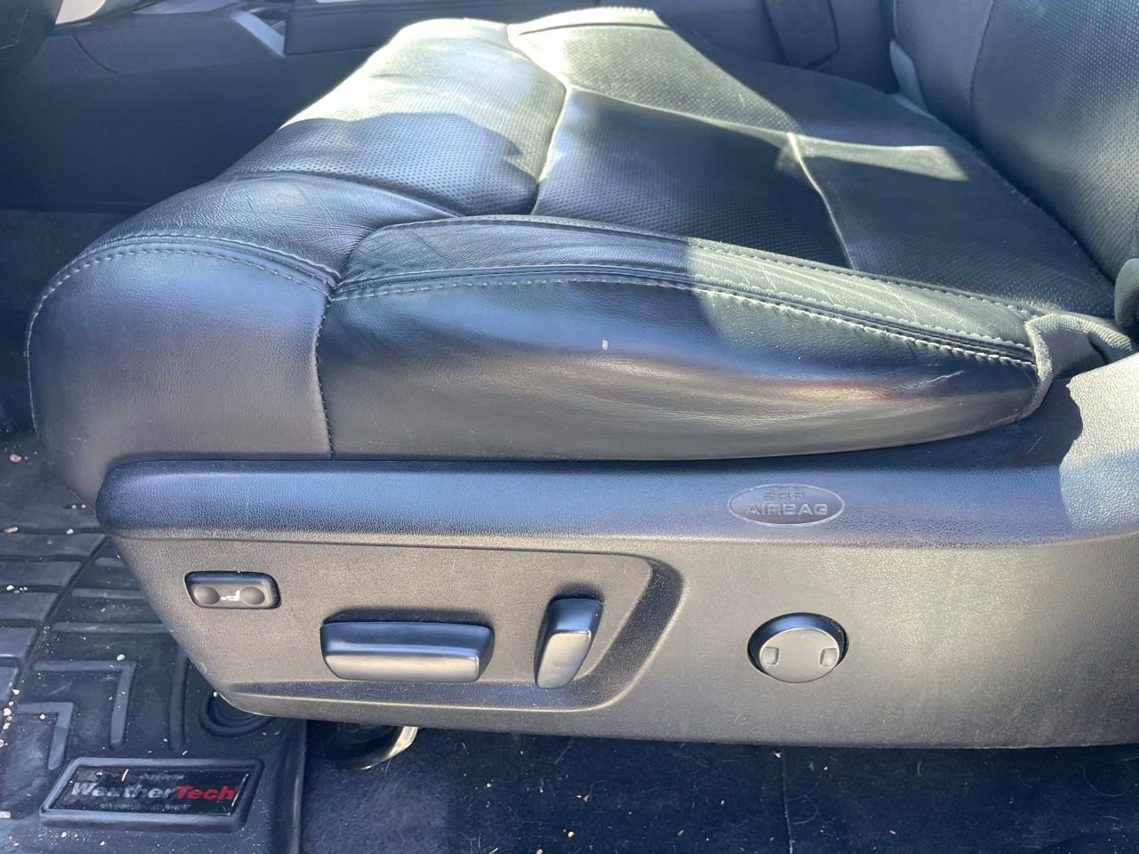 Used 2020 Toyota Tundra Platinum image 5