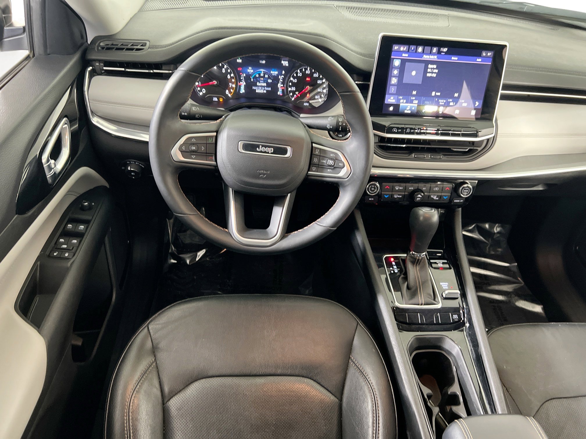 Used 2022 Jeep Compass Limited AWD/4WD image 21