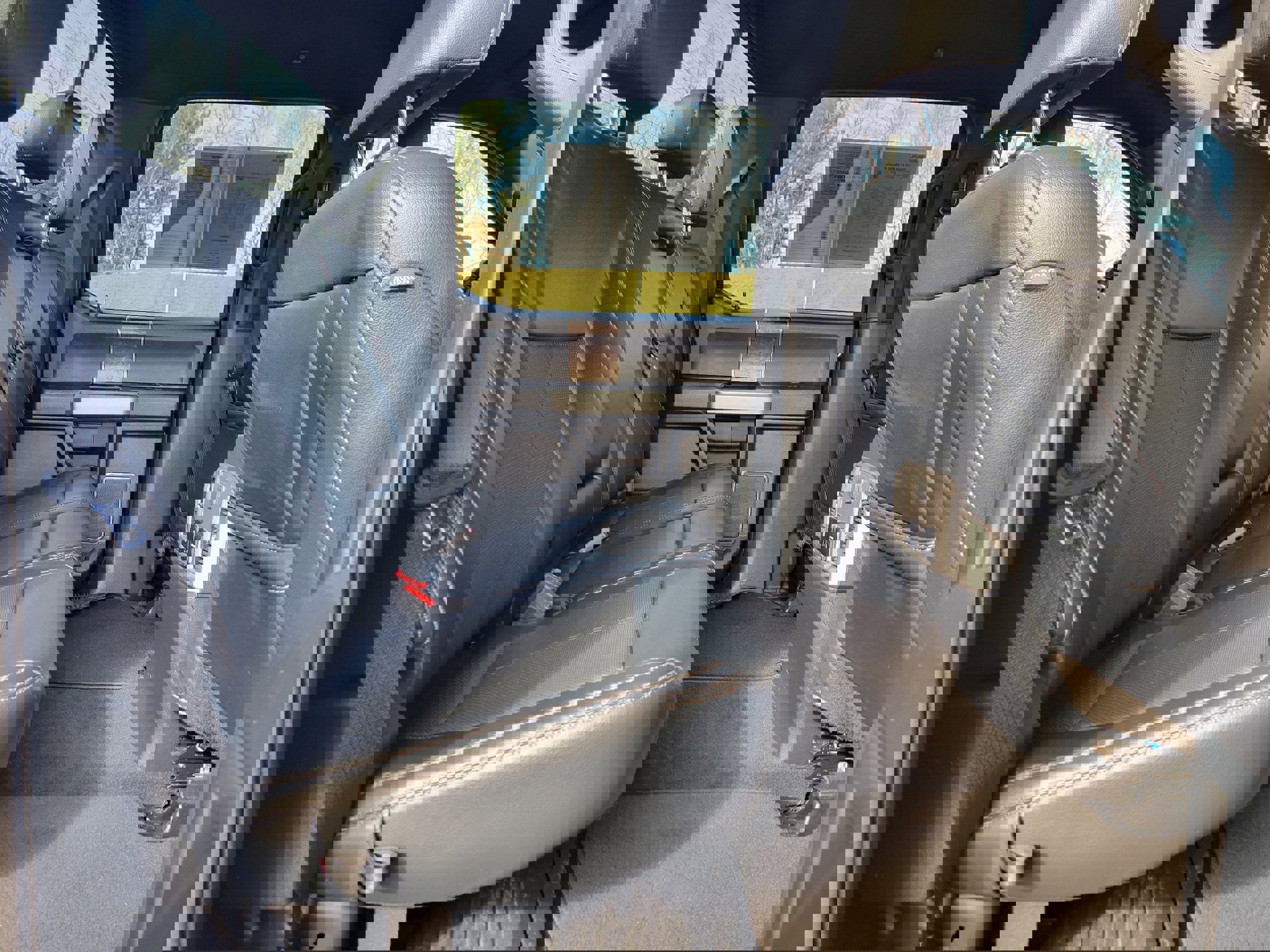 Used 2022 Ford F350 Lariat image 31