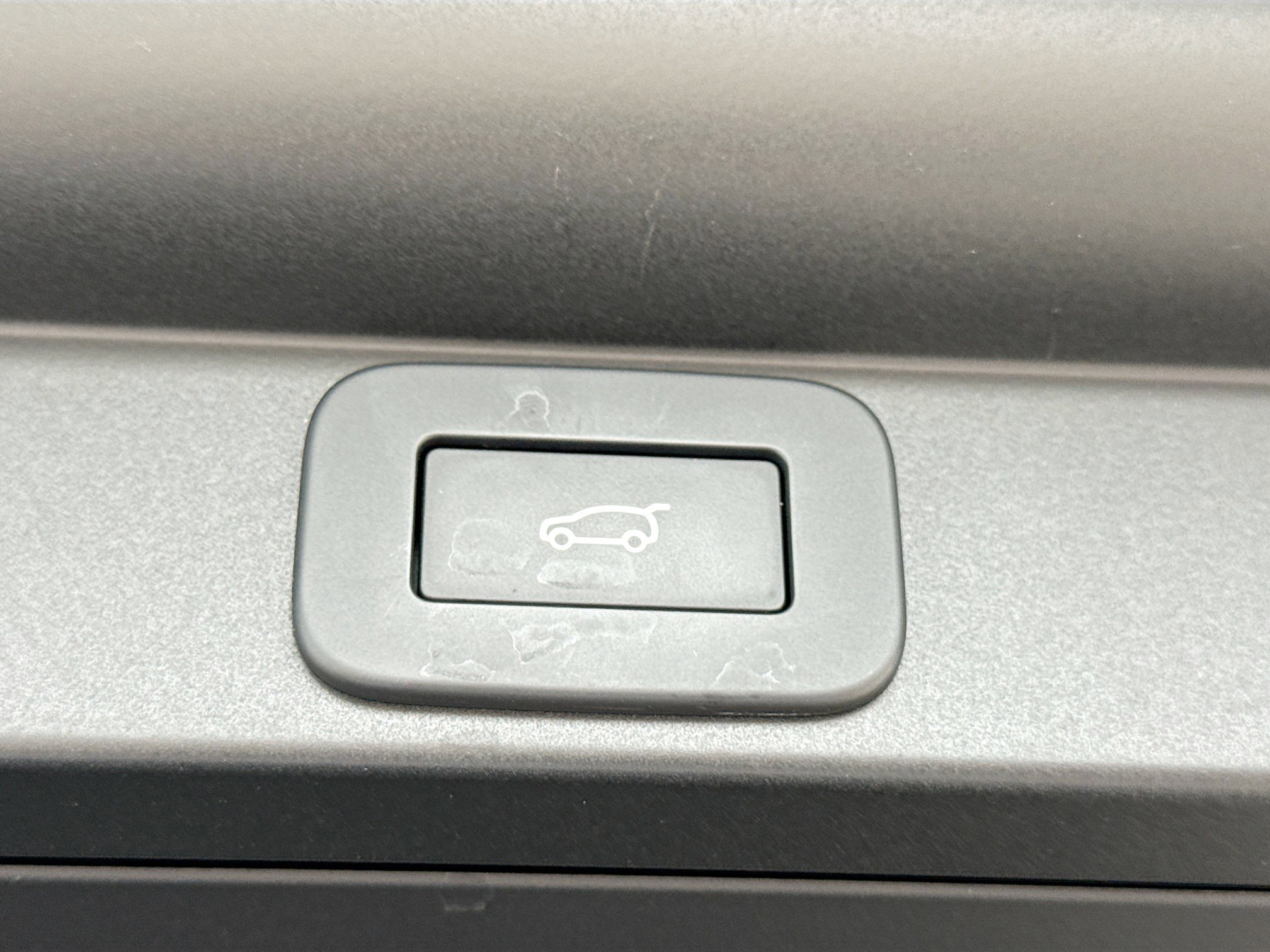 Used 2025 Land Rover Range Rover Long Wheelbase SE AWD/4WD image 13