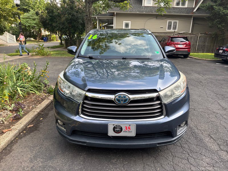 Used 2016 Toyota Highlander Limited Platinum AWD/4WD image 8