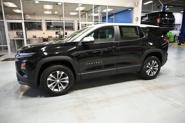 New 2026 Chevrolet Equinox LT w/ Convenience Package II image 7