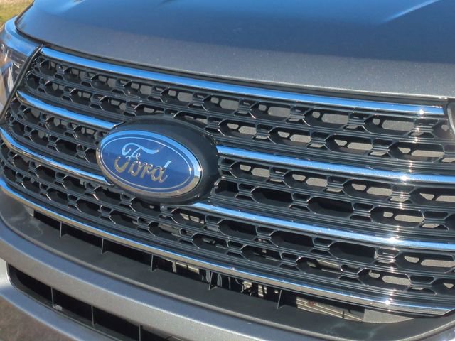 Used 2023 Ford Explorer XLT w/ Equipment Group 202A image 36