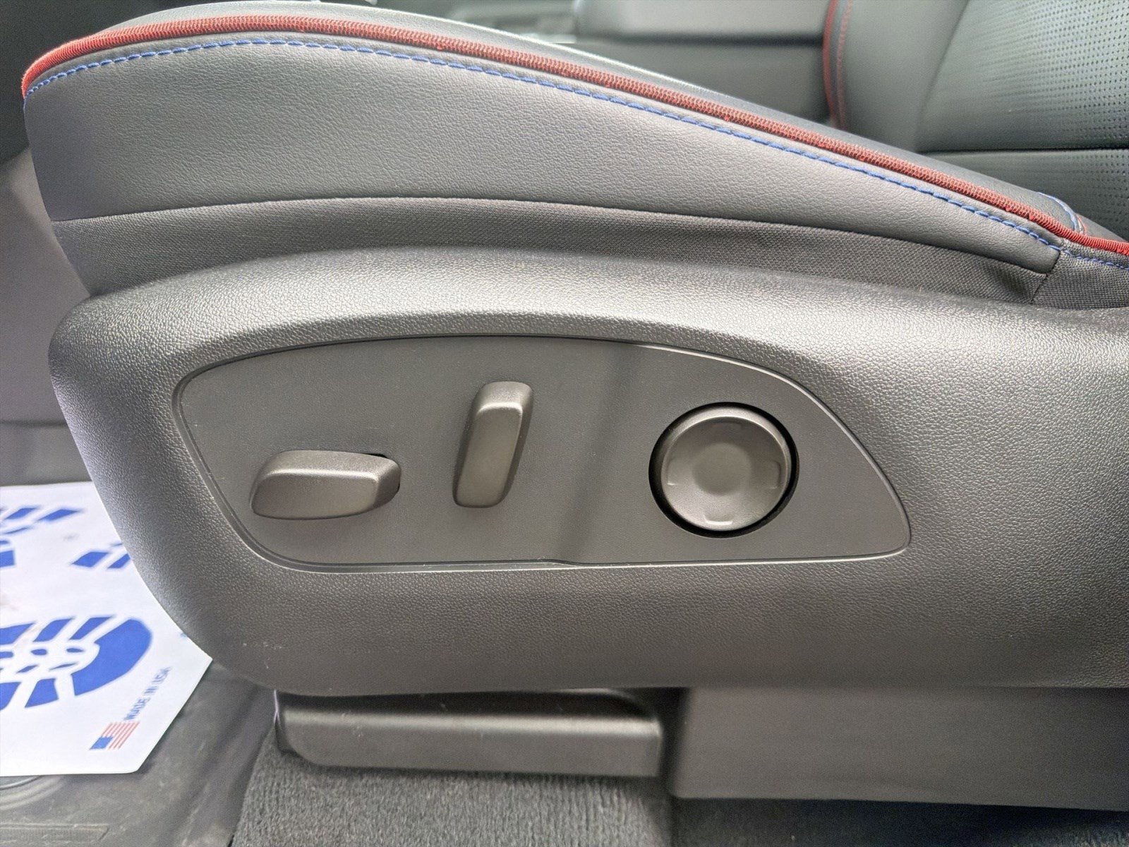 Used 2025 Chevrolet Silverado EV RST image 22