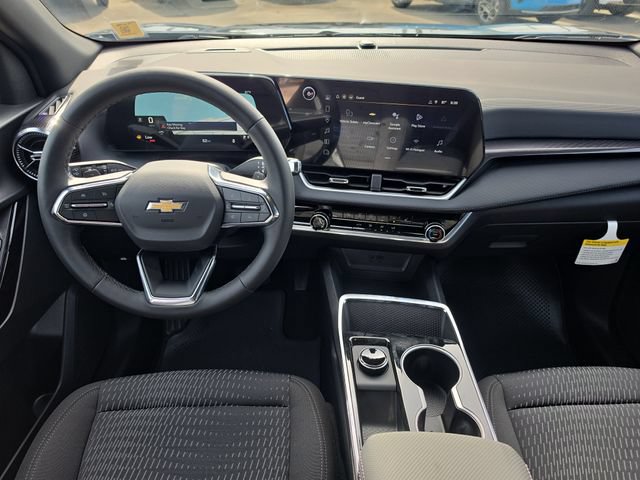 New 2026 Chevrolet Equinox LT w/ Safety and Technology Package FWD image 7