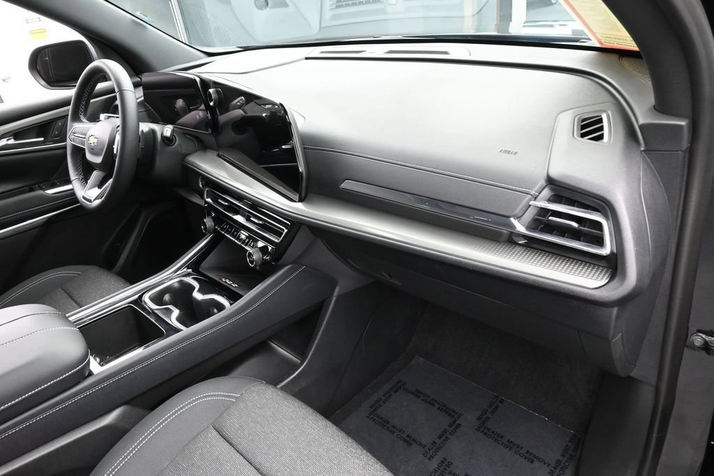 Used 2026 Chevrolet Traverse LT FWD image 45
