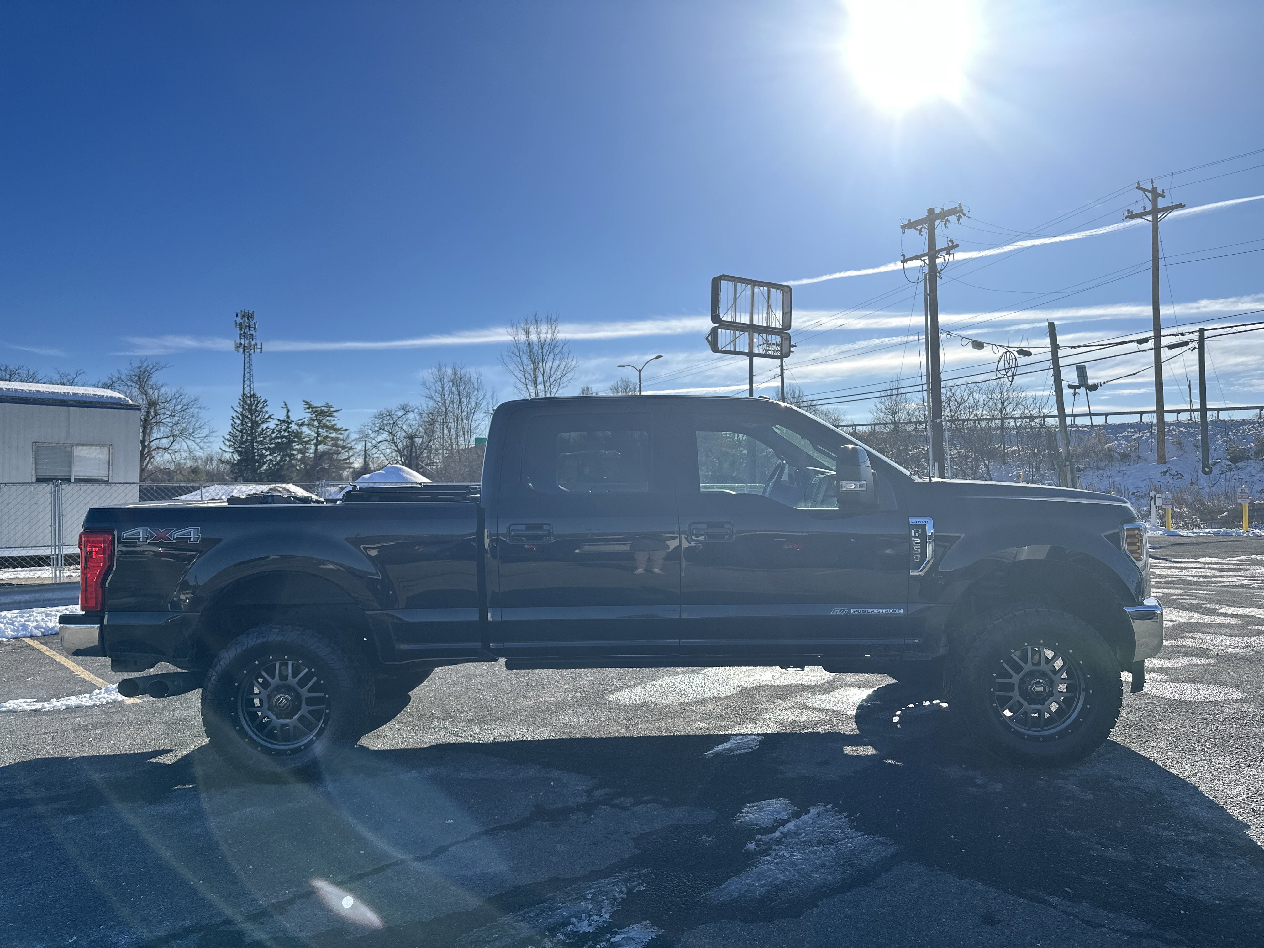 Used 2018 Ford F250 Lariat image 4