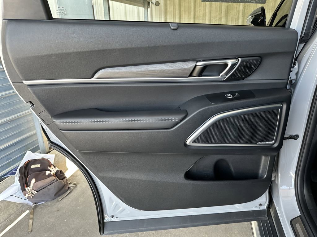 Used 2024 Kia Telluride SX X-Line AWD/4WD image 30