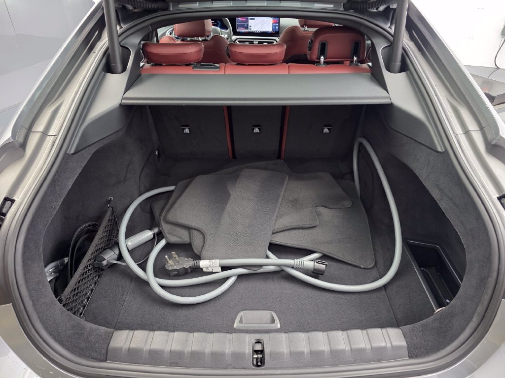 Certified 2024 BMW i4 eDrive35 w/ Convenience Package RWD image 16