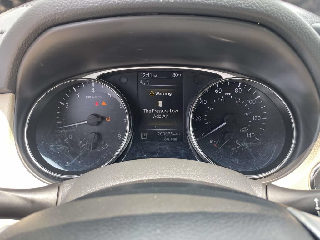 Used 2016 Nissan Rogue SL w/ SL Premium Package FWD image 21