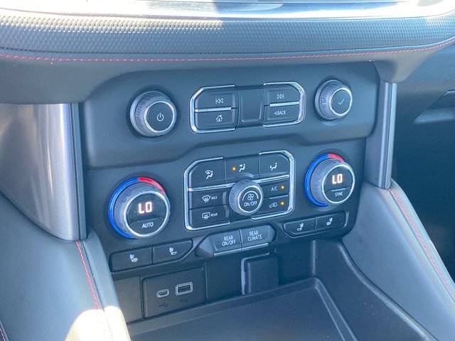 Used 2023 Chevrolet Suburban RST AWD/4WD image 13