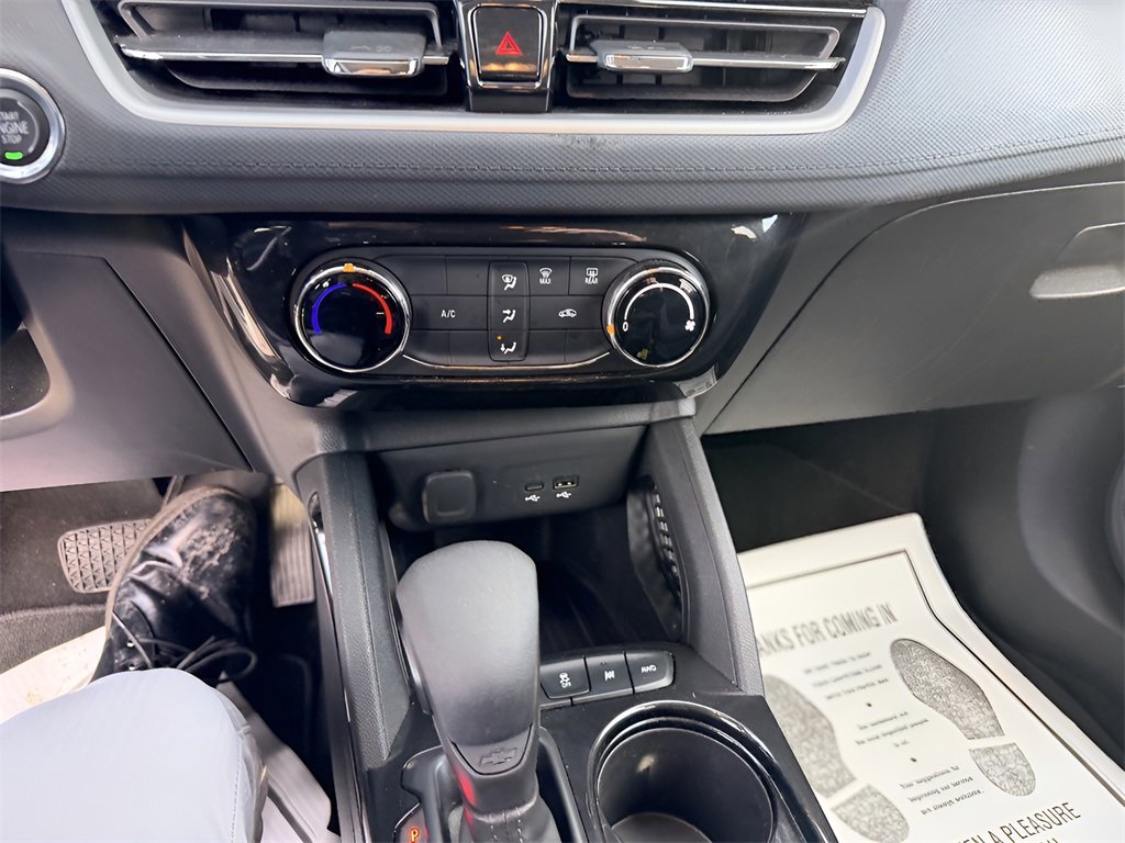 Used 2025 Chevrolet TrailBlazer LT image 19