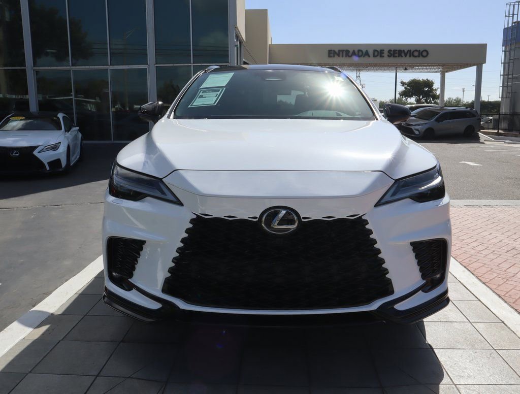 Used 2026 Lexus RX 500h F Sport image 2