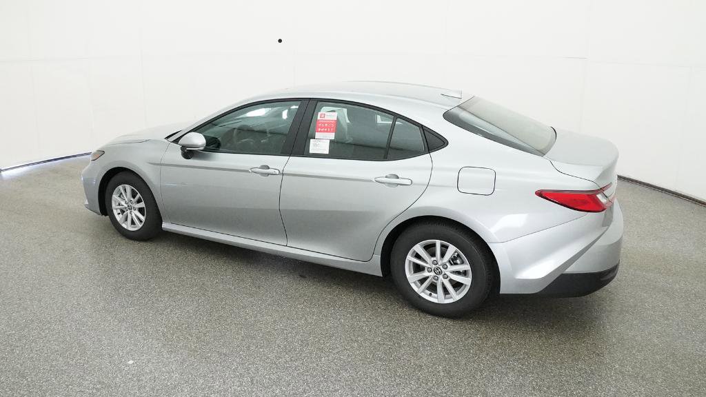 New 2026 Toyota Camry LE image 11