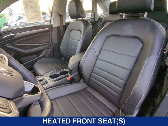 Certified 2023 Volkswagen Jetta SE FWD image 20