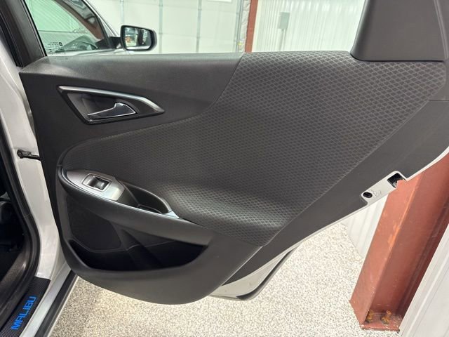 Used 2019 Chevrolet Malibu LT w/ Driver Confidence Package II image 15