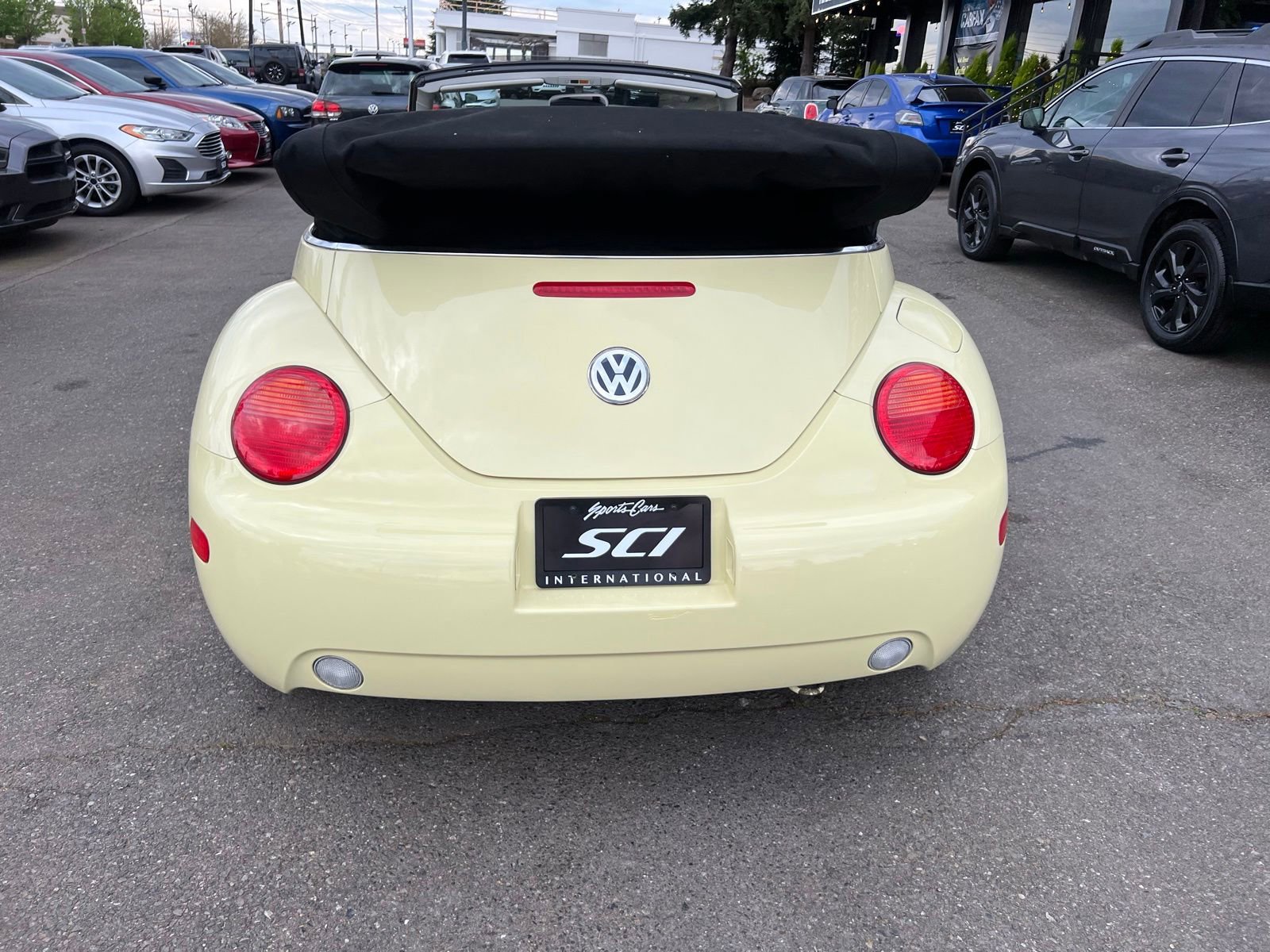 Used 2005 Volkswagen Beetle GLS FWD image 4