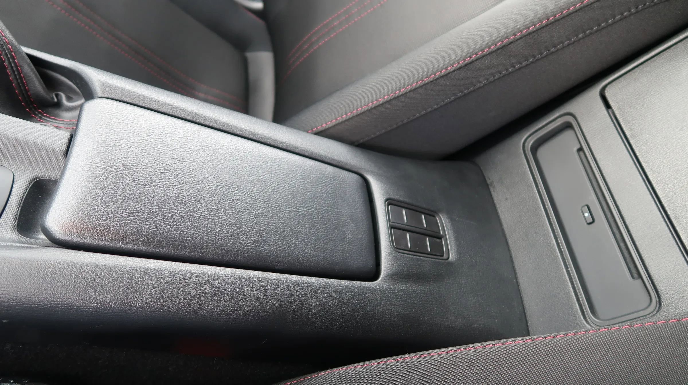 Used 2017 MAZDA MX-5 Miata Club image 26